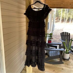 Fashion nova black lace dress size M as new